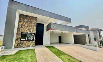 Imagem: Casa Térrea à Venda no Condomínio MontAlcino