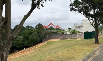 Imagem: Terreno a venda no condomínio Ville de