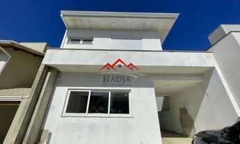 Imagem: Casa a venda no condômino Villaggio Di