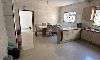 Imagem 2: Casa à venda em Campo Limpo Paulista-SP no Jardim Guanciale: 3 quartos, 1 suíte, 2 salas