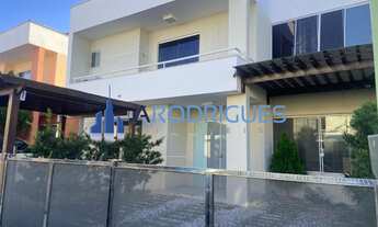 Imagem 2: Casa em Condomínio de Luxo em Buraquinho, Lauro de Freitas-BA: 5 Quartos, 3 Suítes, 270m²