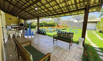 Imagem 4: Residência Imponente no Centro de Lauro de Freitas-BA: 3 Quartos, 1 Suíte, 1 Sala, 3 Banhe