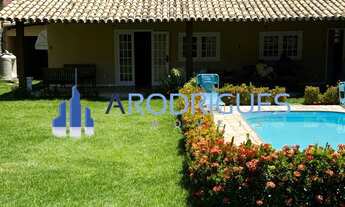 Imagem 6: Residência Imponente no Centro de Lauro de Freitas-BA: 3 Quartos, 1 Suíte, 1 Sala, 3 Banhe