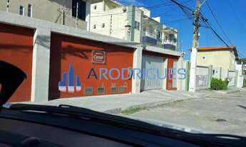 Imagem 4: Casa de Luxo em Ipitanga: 4 Quartos, 4 Suítes, 2 Salas, 5 Banheiros, 2 Vagas de Garagem