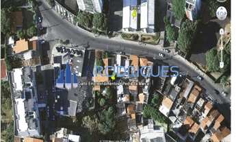 Imagem 2: Ponto Comercial à Venda na Federação em Salvador-BA: 1 Sala, 1 Banheiro, 2 Vagas de Garage