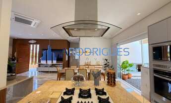 Imagem 6: Casa de Luxo no Alphaville Litoral Norte I: 4 Quartos, 2 Suítes, 2 Salas, 3 Banheiros, 2 V