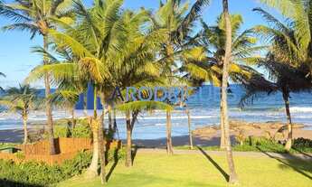 Imagem: Casa de Alto Padrão à Beira-Mar em Busca