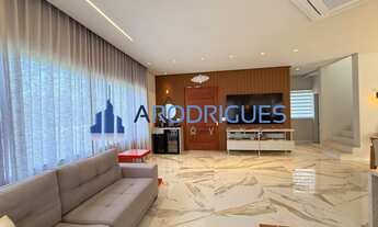 Imagem 3: Casa de Luxo no Alphaville Litoral Norte I: 4 Quartos, 2 Suítes, 2 Salas, 3 Banheiros, 2 V