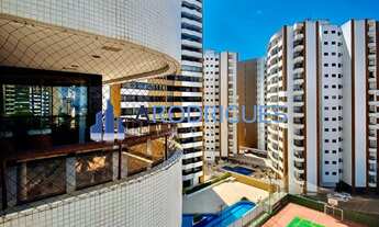 Imagem 3: Apartamento à Venda na Pituba: 3 Quartos, 3 Suítes, 2 Salas, 4 Banheiros, 3 Vagas de Garag