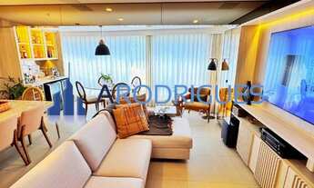 Imagem 5: Apartamento à Venda em Alphaville I Mobiliado Oportunidade Alto Padrão - 2 Quartos, 2 Suít