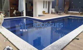 Imagem: Casa à Aluguel e Venda em Alphaville 1