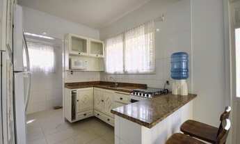 Imagem 3: Casa duplex na quadra do mar com vista privilegiada! 3 dormitórios, 2 banheiros, 2 vagas d