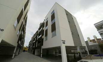 Imagem 2: Apto localizado na Avenida Fragata com piscina no condominio