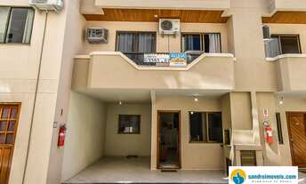 Imagem 3: Duplex em condomínio fechado a apenas 80 metros da praia de Bombas, Bombinhas-SC. 2 suítes