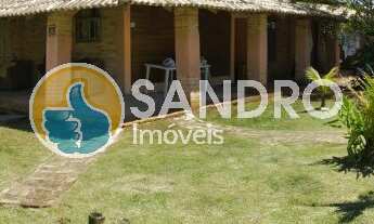 Imagem: Casa com Piscina e Pátio Amplo à Venda