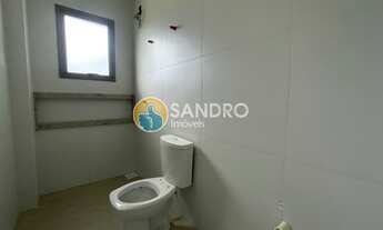 Imagem 7: Flat à Venda em Bombas - Prédio com Piscina Aquecida!