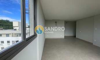 Imagem 2: Flat à Venda em Bombas - Prédio com Piscina Aquecida!