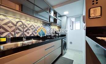 Imagem 3: Cobertura Duplex com Jacuzzi à Venda na Praia de Bombas - 3 Dormitórios e 2 Vagas no Edifí