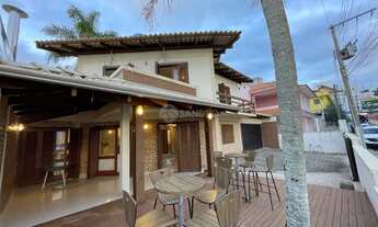 Imagem: Casa Pé na Areia à Venda no Centro de