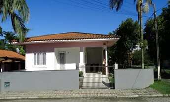 Imagem: Ampla casa na Praia de Bombas