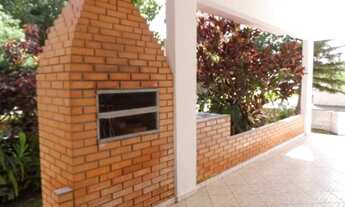 Imagem 5: Ampla casa na Praia de Bombas