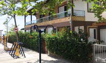 Imagem 3: Ampla casa Beira Mar, na praia de Bombas