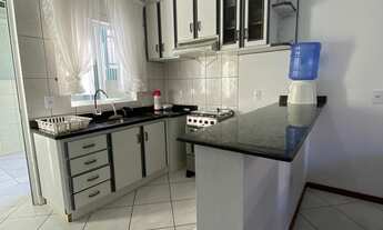 Imagem 5: Confortável Sobrado Duplex com 2 quartos, localizado apenas 40 metros da praia de Bombas