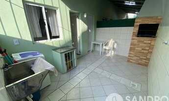 Imagem 6: Confortável Sobrado Duplex com 2 quartos, localizado apenas 40 metros da praia de Bombas