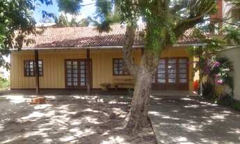 Imagem 2: Casa de praia aconchegante com pátio amplo!