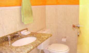 Imagem 2: Sobrado Duplex, na quadra do mar! 3 dormitórios, 2 vagas de garagem e churrasqueira em áre