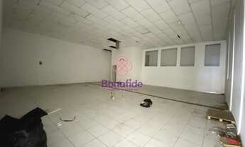 Imagem 4: PONTO COMERCIAL PARA LOCAÇÃO NO CENTRO DE JUNDIAÍ COM 5 SALAS, 1 BANHEIRO, 2 VAGAS DE GARA