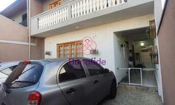 Imagem: CASA SOBRADO À VENDA, LOCALIZADA NO BAIRRO