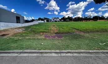 Imagem: TERRENO À VENDA, LOCALIZADO NO CONDOMÍNIO