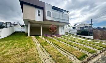 Imagem: CASA ALTO PADRÃO À VENDA, LOCALIZADA NO
