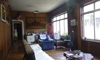 Imagem 2: CASA COM SALÃO COMERCIAL PARA VENDA, LOCALIZADA NO CENTRO, NA CIDADE DE JUNDIAI