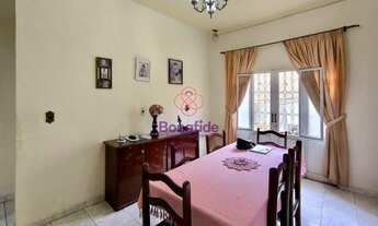 Imagem: CASA COM EDÍCULA, PARA VENDA, LOCALIZADA