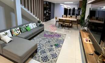 Imagem: CASA SOBRADO PARA VENDA, NO BAIRRO FAZENDA