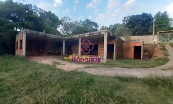 Imagem: TERRENO COM ESTRUTURA INICIADA PARA VENDA