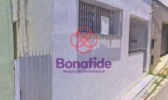 Imagem: CASA Á VENDA, LOCALIZADA NO BAIRRO CENTRO