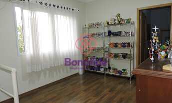 Imagem 5: CASA PARA VENDA LOCALIZADA NO CONDOMÍNIO VILLAGIO DA SERRA, NO BAIRRO JARDIM DAS SAMAMBAIA