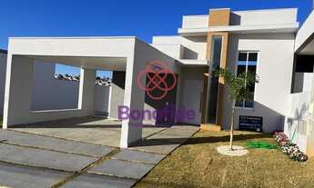 Imagem: CASA TERREA LOCALIZADA NO CONDOMÍNIO PHYTUS