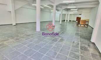 Imagem 5: CASA COM SALÃO COMERCIAL PARA VENDA, LOCALIZADO NO CENTRO, NA CIDADE DE JUNDIAÍ