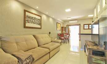 Imagem 2: CASA RESIDENCIAL em Porto Alegre - RS, Hípica