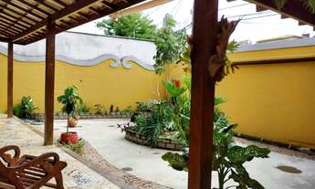 Imagem 2: 4 dormitórios na Rua Praia De Itaparica