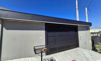 Imagem: Casa nova à venda em Marília, próxima