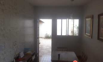 Imagem 3: Imperdível oportunidade de adquirir uma casa com 2 quartos e suíte no Cecap, Vera Cruz-SP!