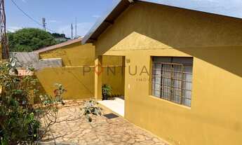 Imagem 2: Casa à Venda em Marília praticamente. no centro. Agende uma visita!