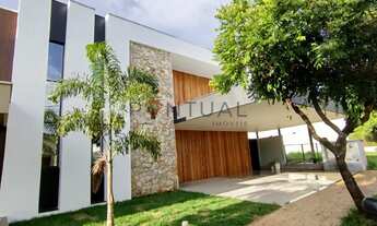 Imagem 2: Linda casa à venda em Marília em condomínio fechado. Financia e permuta.Venha conhecer!