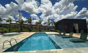 Imagem 2: Casa à Venda Jardim Maria Izabel - 3 Suítes em Condomínio. Venha conhecer!