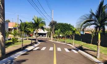 Imagem 2: Casa à Venda em Marília no Condomínio Residencial Girassóis